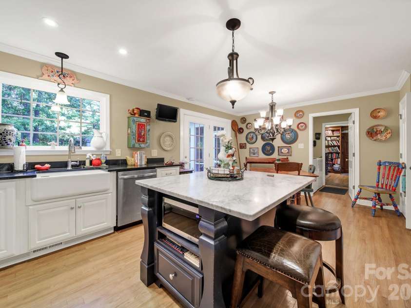 537 Briarwood Road, Lancaster, SC 29720.  MLS# CAR4377943, YatesRealty ID 18711. 