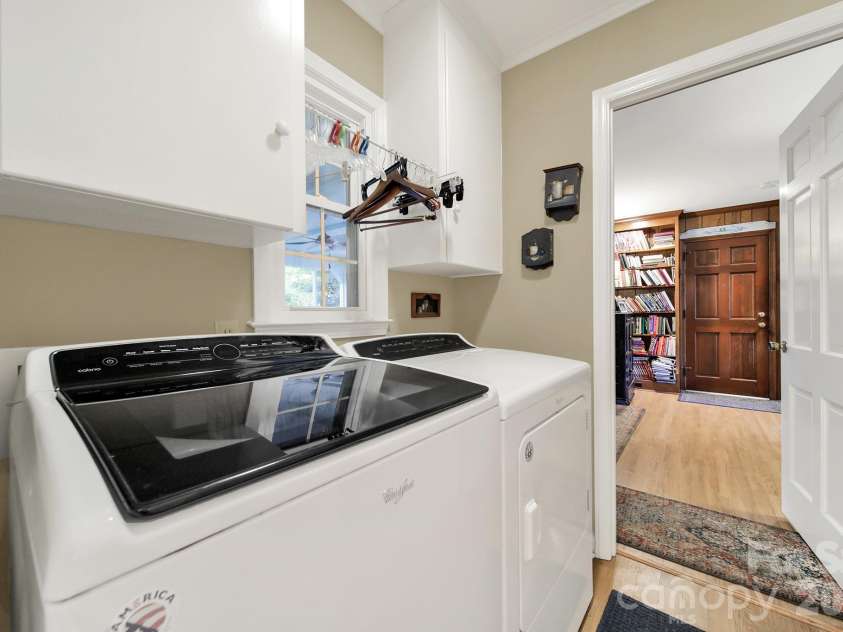 537 Briarwood Road, Lancaster, SC 29720.  MLS# CAR4377943, YatesRealty ID 18711. 