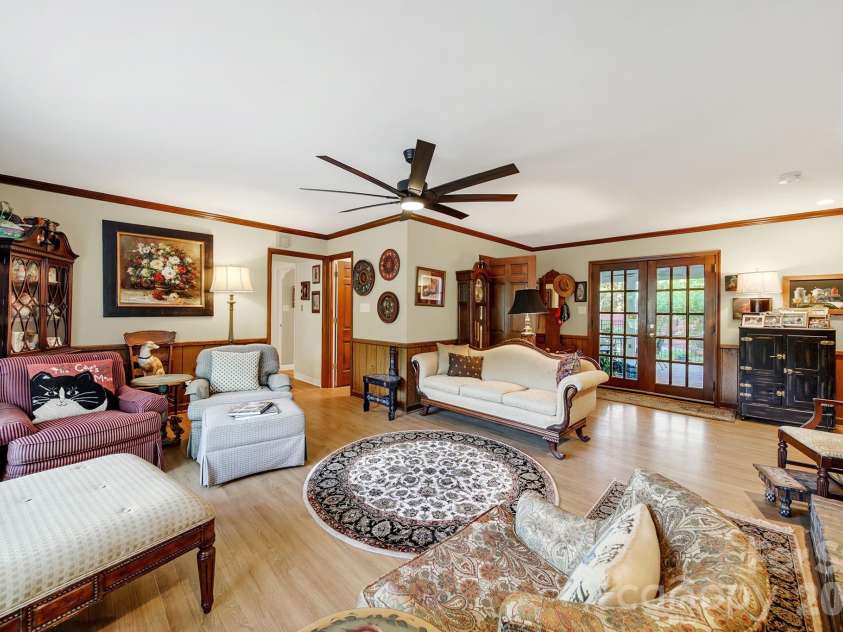537 Briarwood Road, Lancaster, SC 29720.  MLS# CAR4377943, YatesRealty ID 18711. 
