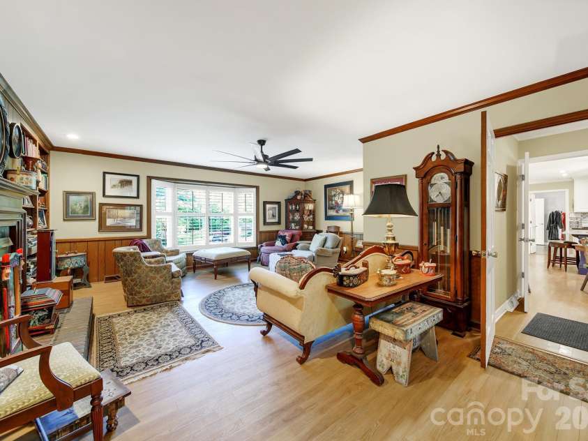 537 Briarwood Road, Lancaster, SC 29720.  MLS# CAR4377943, YatesRealty ID 18711. 
