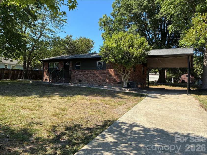103 Sunset Lane, Bessemer City, NC 28016.  MLS# CAR4377857, YatesRealty ID 18714. 