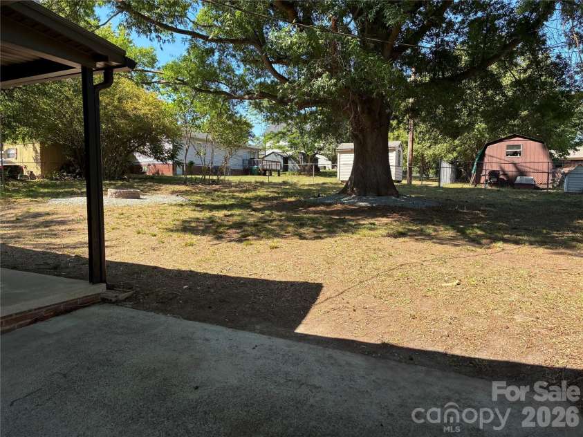 103 Sunset Lane, Bessemer City, NC 28016.  MLS# CAR4377857, YatesRealty ID 18714. 