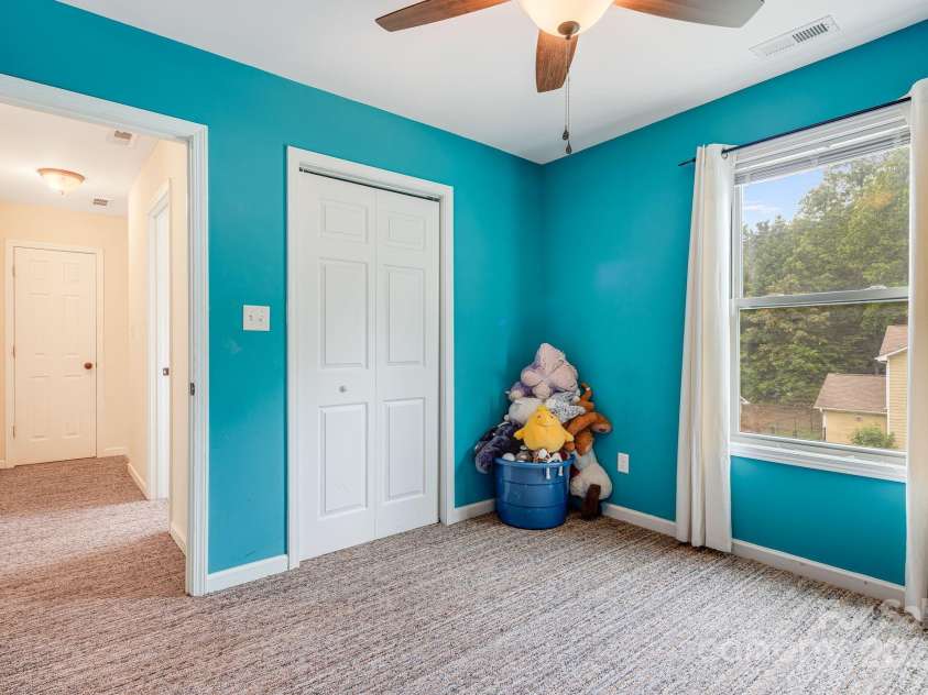 42 Compass Park Drive, Weaverville, NC 28787.  MLS# CAR4264688, YatesRealty ID 18714. 