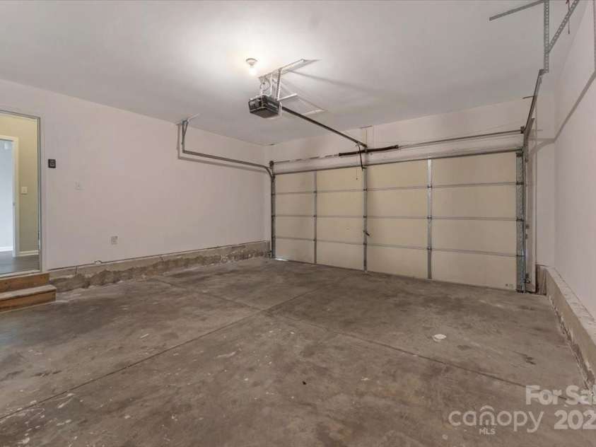 1111 Balcorn Place, Charlotte, NC 28214.  MLS# CAR4263097, YatesRealty ID 18716. 2 car garage
