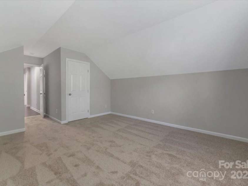 1111 Balcorn Place, Charlotte, NC 28214.  MLS# CAR4263097, YatesRealty ID 18716. 