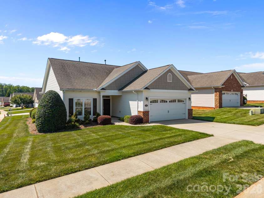 412 Garner Drive, Salisbury, NC 28146.  MLS# CAR4377724, YatesRealty ID 18716. 