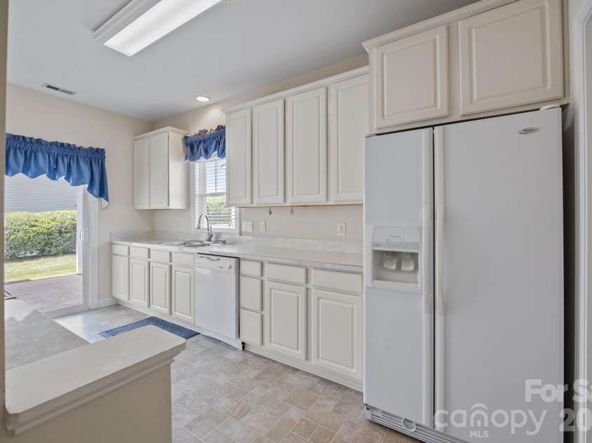 412 Garner Drive, Salisbury, NC 28146.  MLS# CAR4377724, YatesRealty ID 18716. 