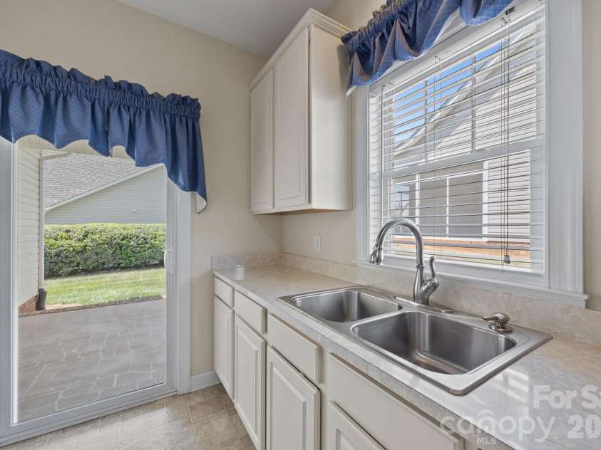 412 Garner Drive, Salisbury, NC 28146.  MLS# CAR4377724, YatesRealty ID 18716. 