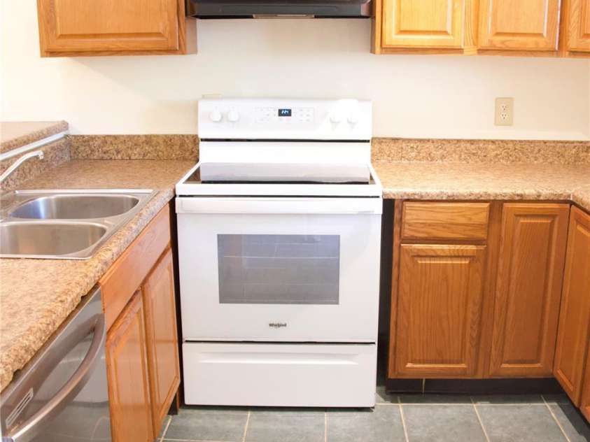 1610 Eagles Place, Rock Hill, SC 29732.  MLS# CAR4377030, YatesRealty ID 18717. 