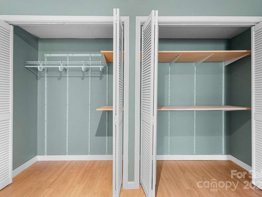 112 Council Oaks Street, Morganton, NC 28655.  MLS# CAR4246666, YatesRealty ID 18718. 