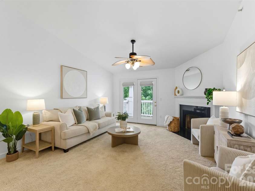 11959 Ridgeway Park Drive, Charlotte, NC 28277.  MLS# CAR4377942, YatesRealty ID 18718. 