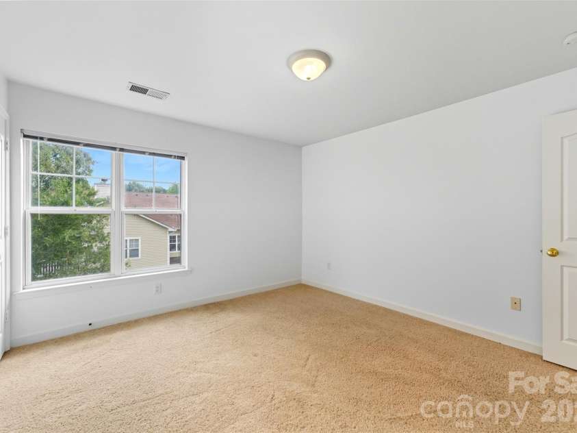 11959 Ridgeway Park Drive, Charlotte, NC 28277.  MLS# CAR4377942, YatesRealty ID 18718. 