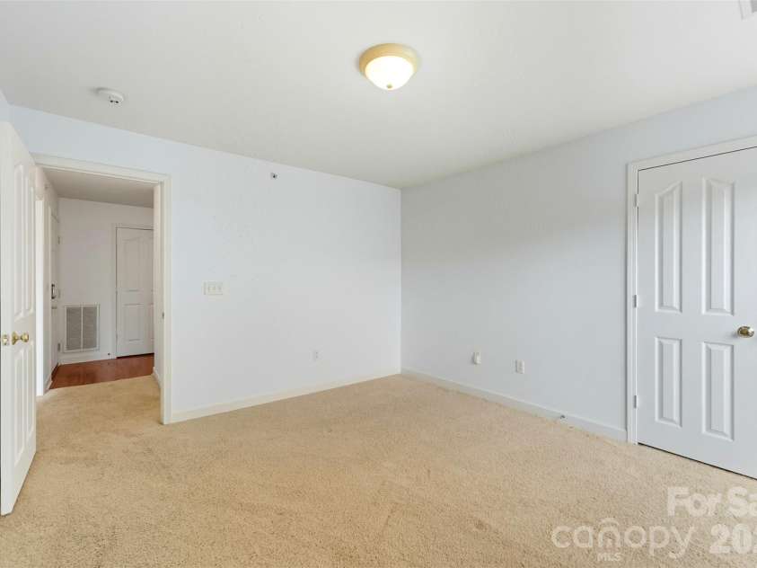 11959 Ridgeway Park Drive, Charlotte, NC 28277.  MLS# CAR4377942, YatesRealty ID 18718. 