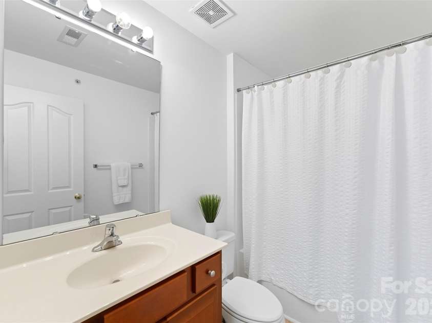 11959 Ridgeway Park Drive, Charlotte, NC 28277.  MLS# CAR4377942, YatesRealty ID 18718. 