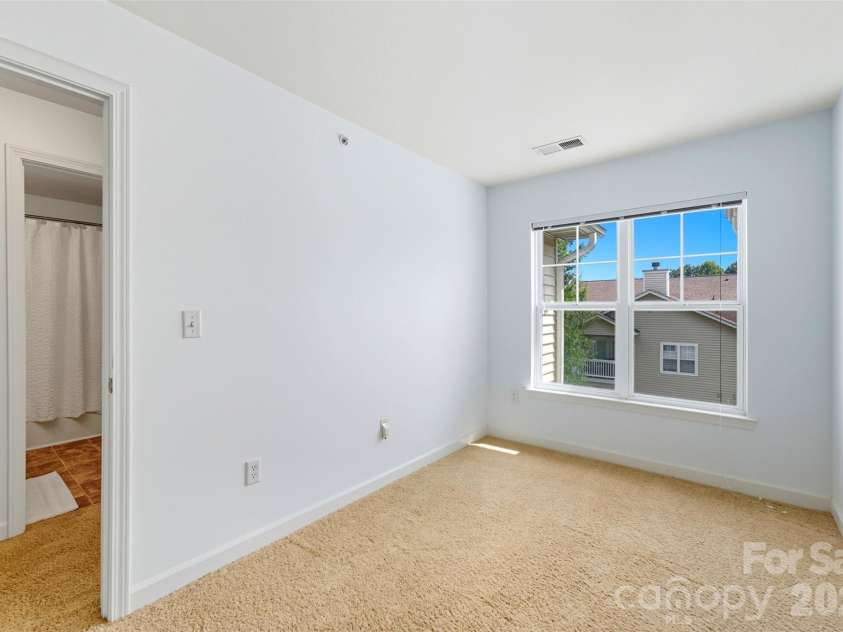 11959 Ridgeway Park Drive, Charlotte, NC 28277.  MLS# CAR4377942, YatesRealty ID 18718. 