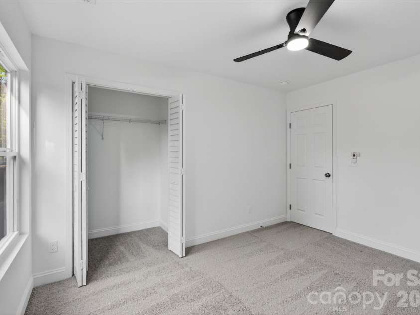 94 White Oak Street, Chester, SC 29706.  MLS# CAR4376324, YatesRealty ID 18719. 