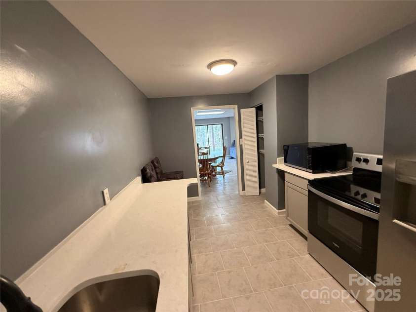 397 Shumont Estate, Lake Lure, NC 28746.  MLS# CAR4333852, YatesRealty ID 1872. 