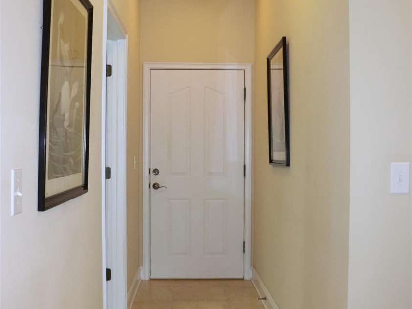 805 Wynnshire Drive, Hickory, NC 28601.  MLS# CAR4294839, YatesRealty ID 1872. 