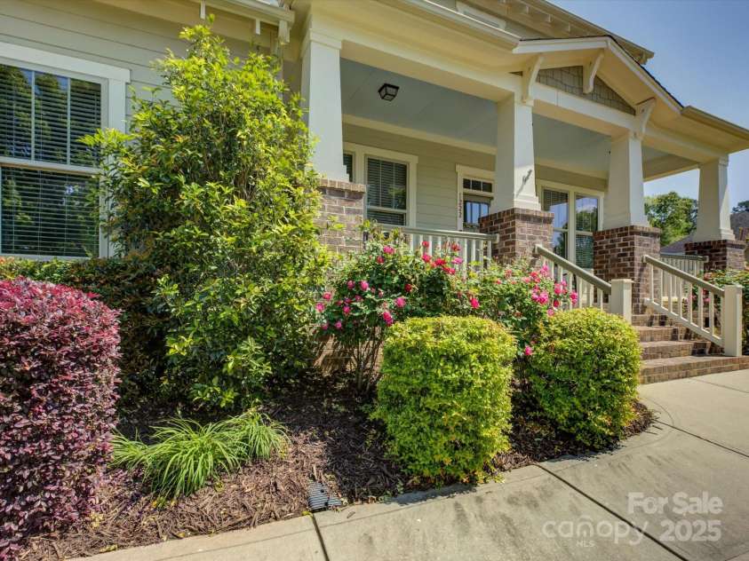 1222 Kings Bottom Drive, Fort Mill, SC 29715.  MLS# CAR4249685, YatesRealty ID 18720. 