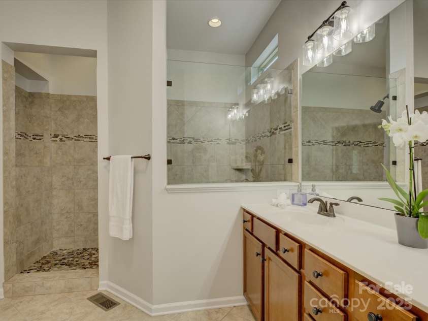 1222 Kings Bottom Drive, Fort Mill, SC 29715.  MLS# CAR4249685, YatesRealty ID 18720. 