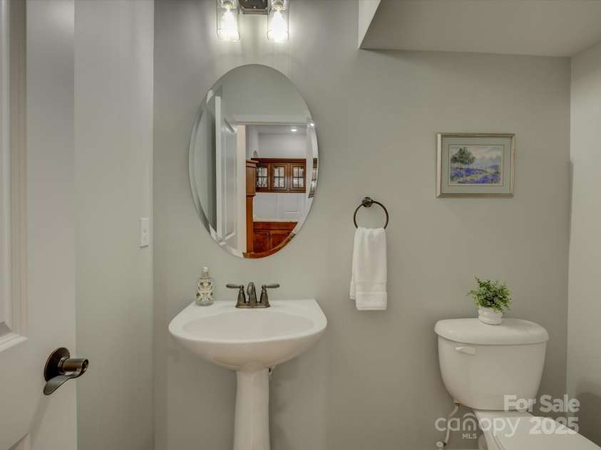 1222 Kings Bottom Drive, Fort Mill, SC 29715.  MLS# CAR4249685, YatesRealty ID 18720. 
