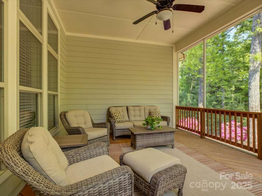 1222 Kings Bottom Drive, Fort Mill, SC 29715.  MLS# CAR4249685, YatesRealty ID 18720. 