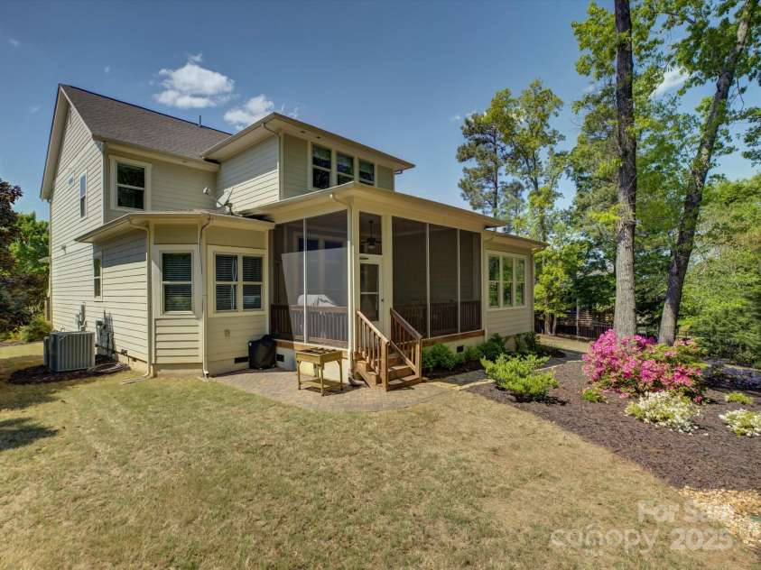 1222 Kings Bottom Drive, Fort Mill, SC 29715.  MLS# CAR4249685, YatesRealty ID 18720. 