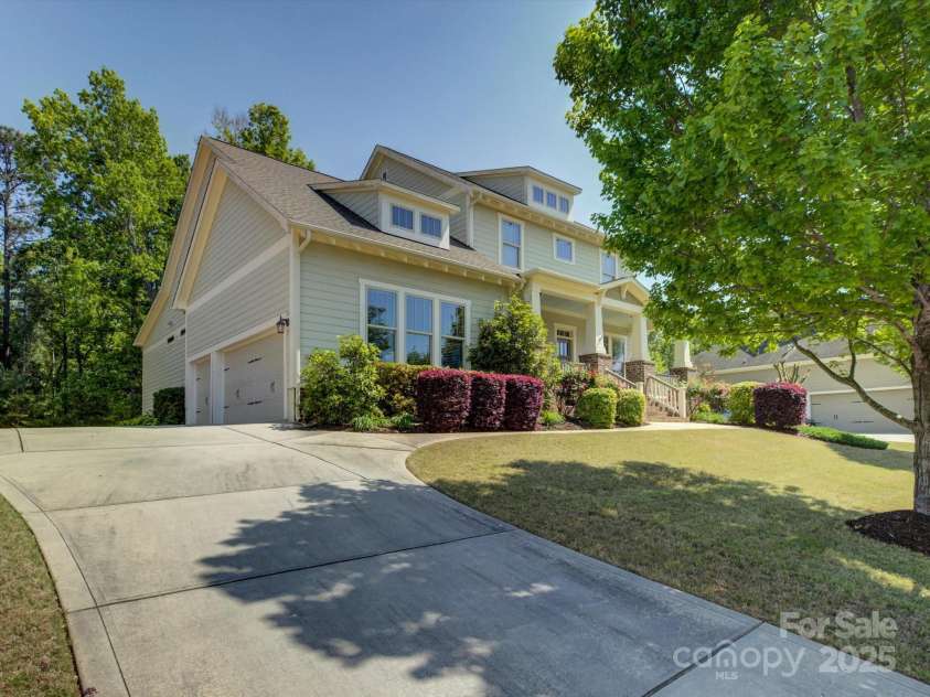 1222 Kings Bottom Drive, Fort Mill, SC 29715.  MLS# CAR4249685, YatesRealty ID 18720. 