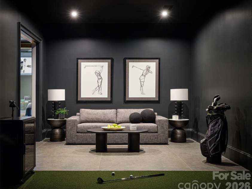 433 Highland Forest Drive, Charlotte, NC 28270.  MLS# CAR4378421, YatesRealty ID 18721. Golf Simulator