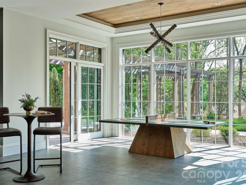 433 Highland Forest Drive, Charlotte, NC 28270.  MLS# CAR4378421, YatesRealty ID 18721. Ping Pong Area