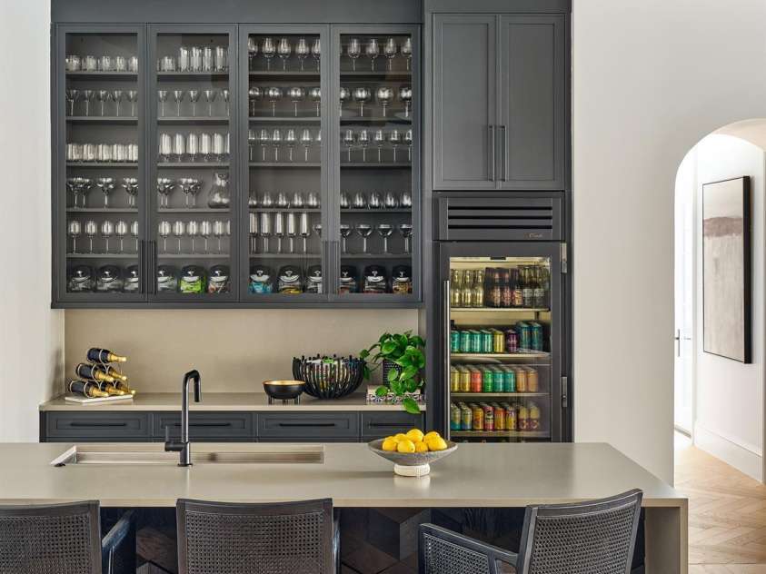 433 Highland Forest Drive, Charlotte, NC 28270.  MLS# CAR4378421, YatesRealty ID 18721. Rec Room Bar