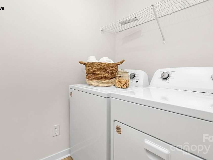 432 Court House Avenue, York, SC 29745.  MLS# CAR4268546, YatesRealty ID 18723. 