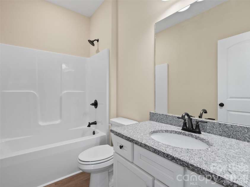 373 Barefoot Ridge, Clyde, NC 28721.  MLS# CAR4378418, YatesRealty ID 18724. 