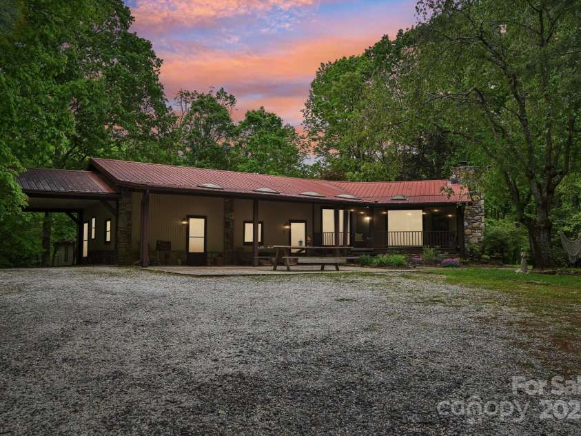 675 Terrys Gap Road, Hendersonville, NC 28792.  MLS# CAR4253126, YatesRealty ID 18724. Beautiful home on nearly 6 acres