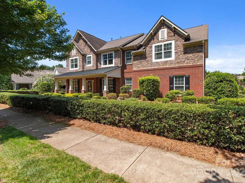 126 Northbridge Drive, Mooresville, NC 28115.  MLS# CAR4269428, YatesRealty ID 18727. 