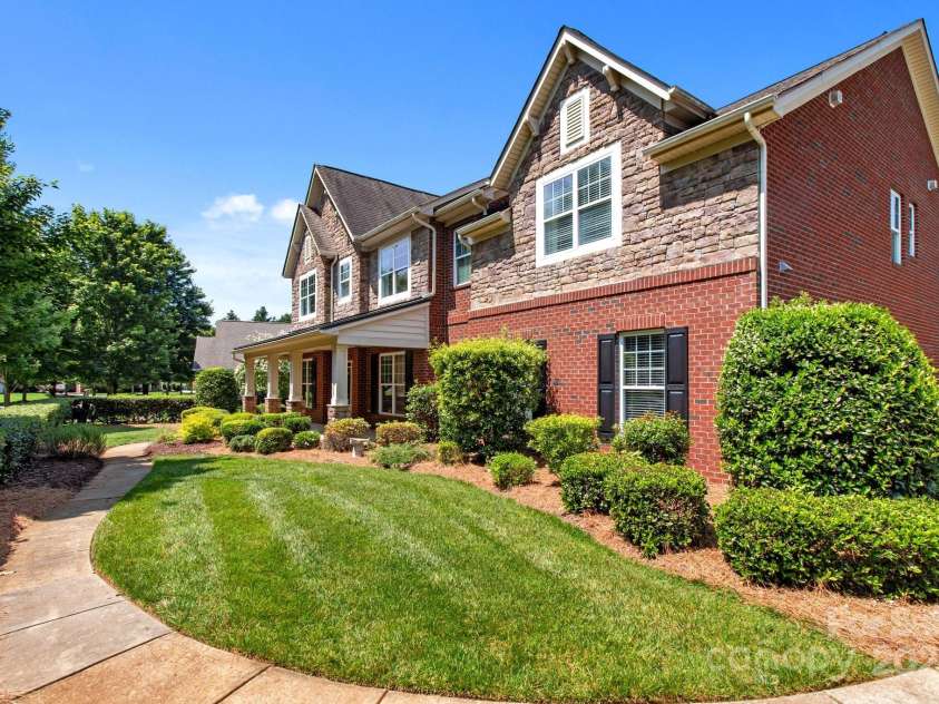 126 Northbridge Drive, Mooresville, NC 28115.  MLS# CAR4269428, YatesRealty ID 18727. 