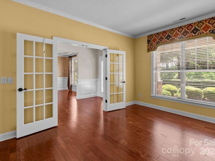 126 Northbridge Drive, Mooresville, NC 28115.  MLS# CAR4269428, YatesRealty ID 18727. 