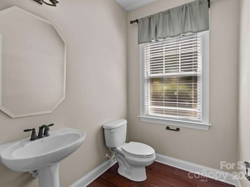 126 Northbridge Drive, Mooresville, NC 28115.  MLS# CAR4269428, YatesRealty ID 18727. 