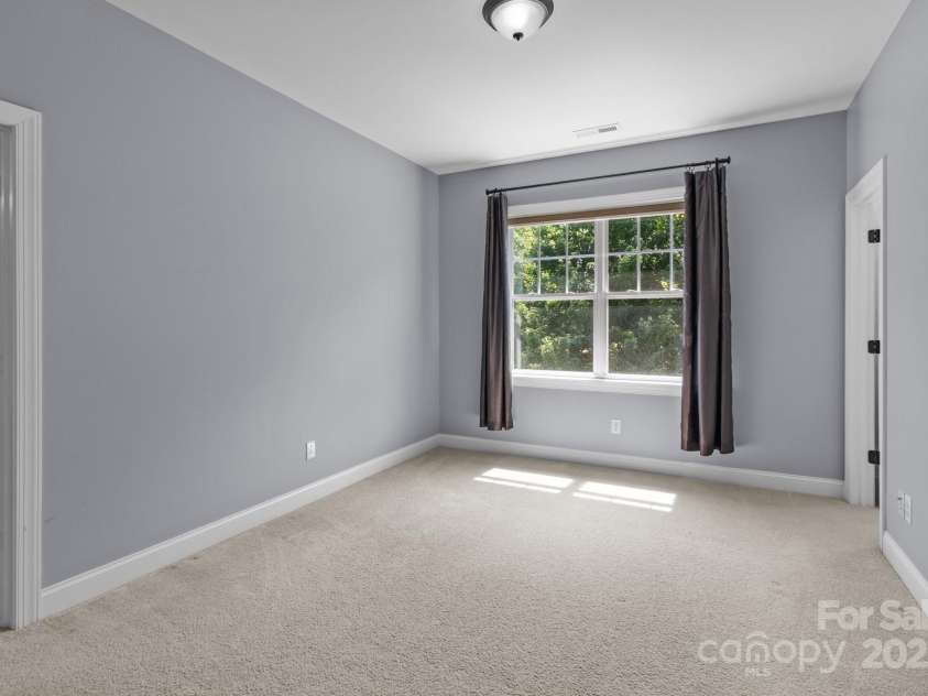 126 Northbridge Drive, Mooresville, NC 28115.  MLS# CAR4269428, YatesRealty ID 18727. 