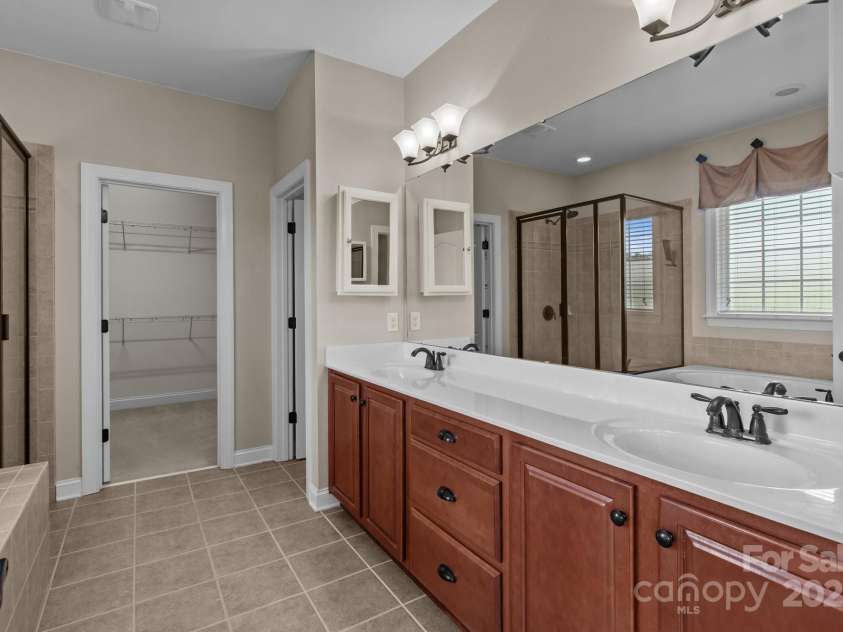 126 Northbridge Drive, Mooresville, NC 28115.  MLS# CAR4269428, YatesRealty ID 18727. 