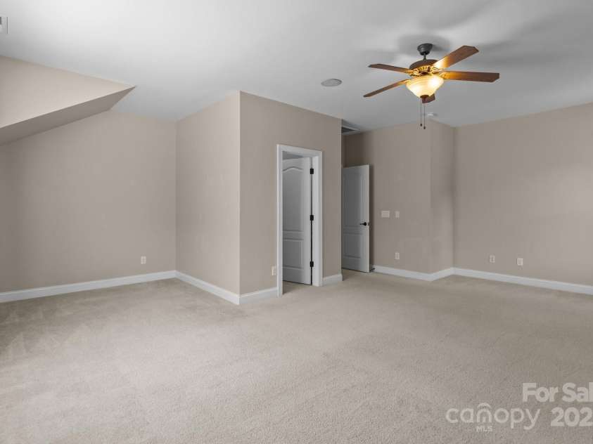 126 Northbridge Drive, Mooresville, NC 28115.  MLS# CAR4269428, YatesRealty ID 18727. 