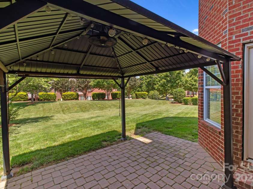 126 Northbridge Drive, Mooresville, NC 28115.  MLS# CAR4269428, YatesRealty ID 18727. 