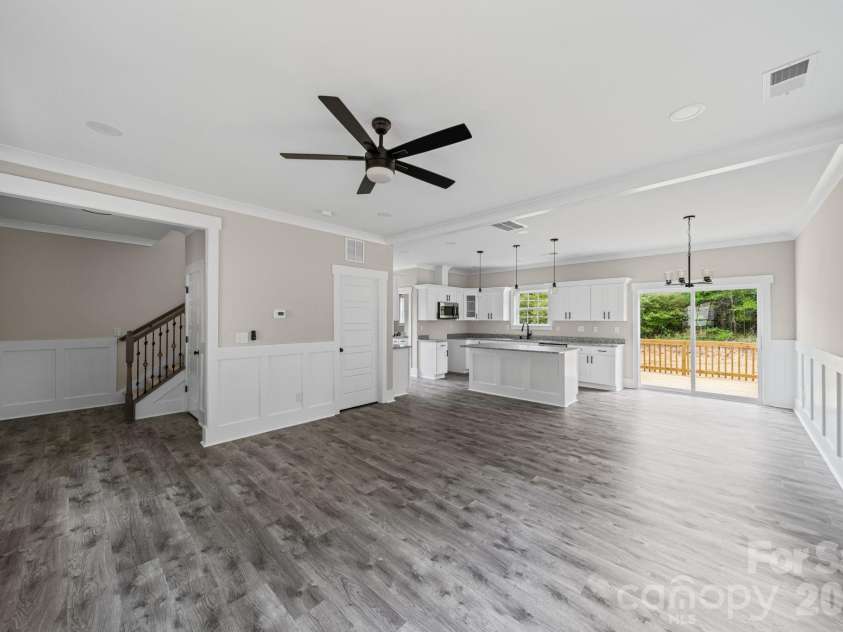 908 Dewey Street, Badin, NC 28009.  MLS# CAR4375843, YatesRealty ID 18727. 