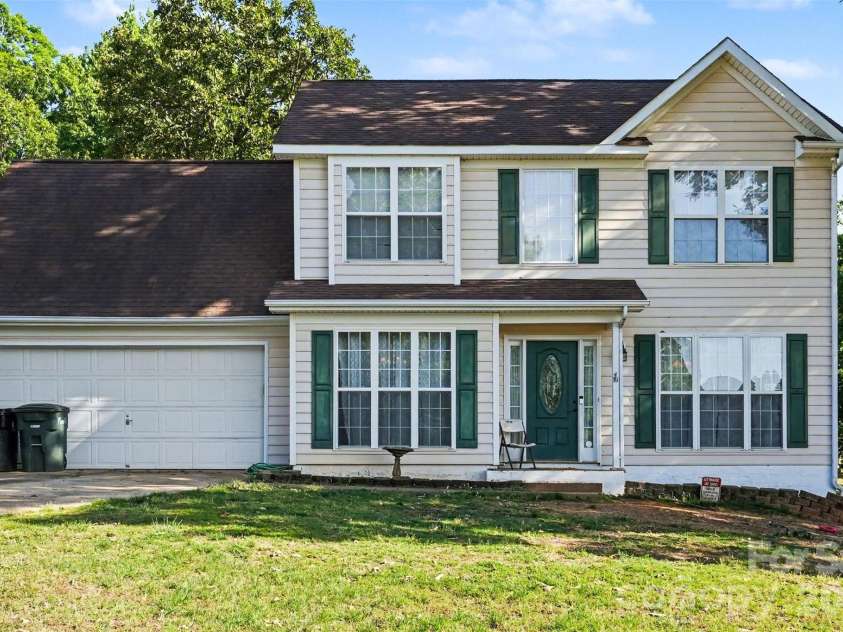 937 Barbee Farm Drive, Monroe, NC 28110.  MLS# CAR4369113, YatesRealty ID 18728. 