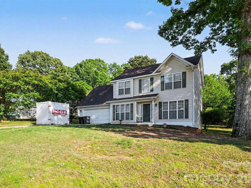 937 Barbee Farm Drive, Monroe, NC 28110.  MLS# CAR4369113, YatesRealty ID 18728. 
