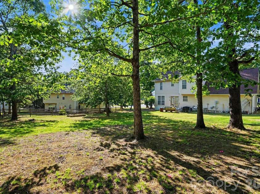 937 Barbee Farm Drive, Monroe, NC 28110.  MLS# CAR4369113, YatesRealty ID 18728. 