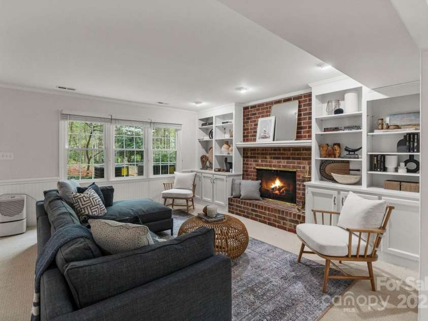 5125 Winding Brook Road, Charlotte, NC 28226.  MLS# CAR4241035, YatesRealty ID 18729. Basement Rec Room