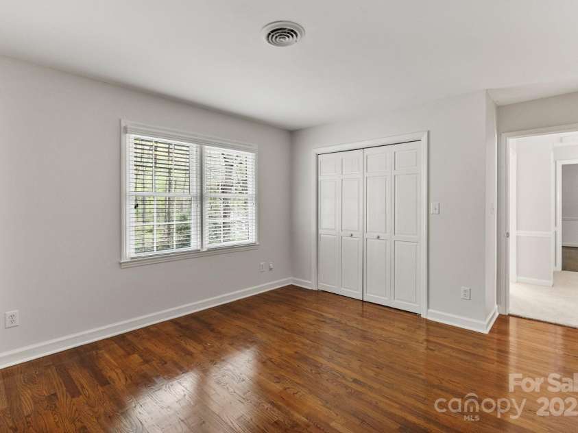 5125 Winding Brook Road, Charlotte, NC 28226.  MLS# CAR4241035, YatesRealty ID 18729. Upstairs Bedroom 4
