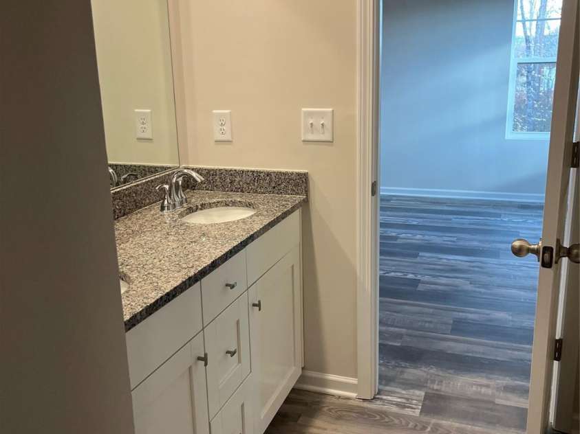 3258 Killian Road, Lincolnton, NC 28092.  MLS# CAR4231509, YatesRealty ID 1873. Primary Bath