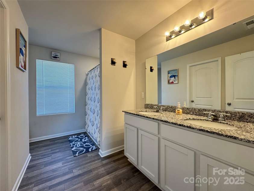 327 Dellinger Road, Cherryville, NC 28021.  MLS# CAR4314907, YatesRealty ID 1873. 